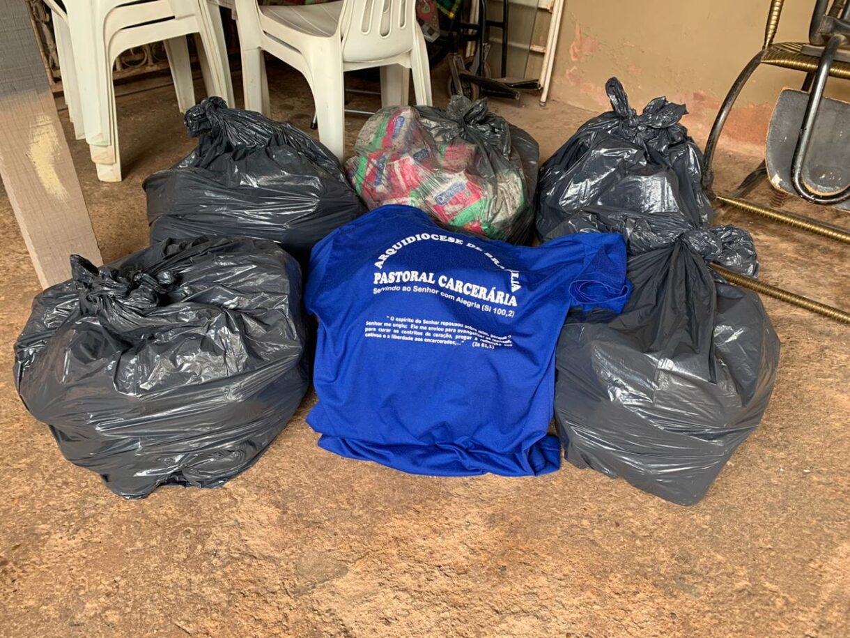 Absorventes entregues à pastoral Carcerária